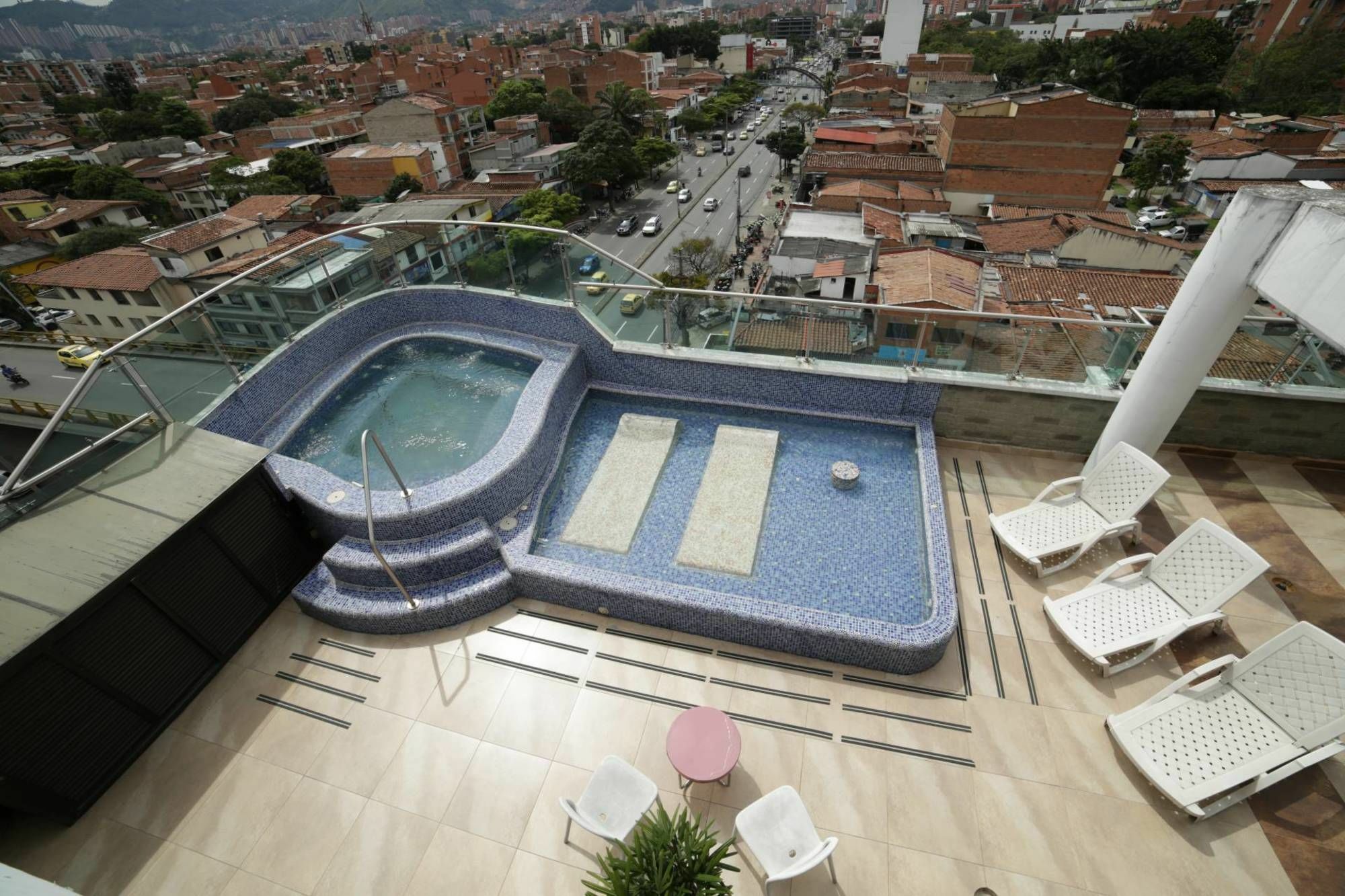 Hotel 33 Conquest Medellín Exterior foto